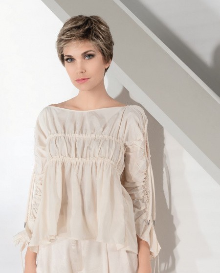 Искусственный парик Posh